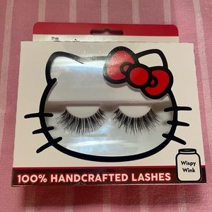 Brand New Limited Edition Crème Shop Hello Kitty Wispy Wink Lashes